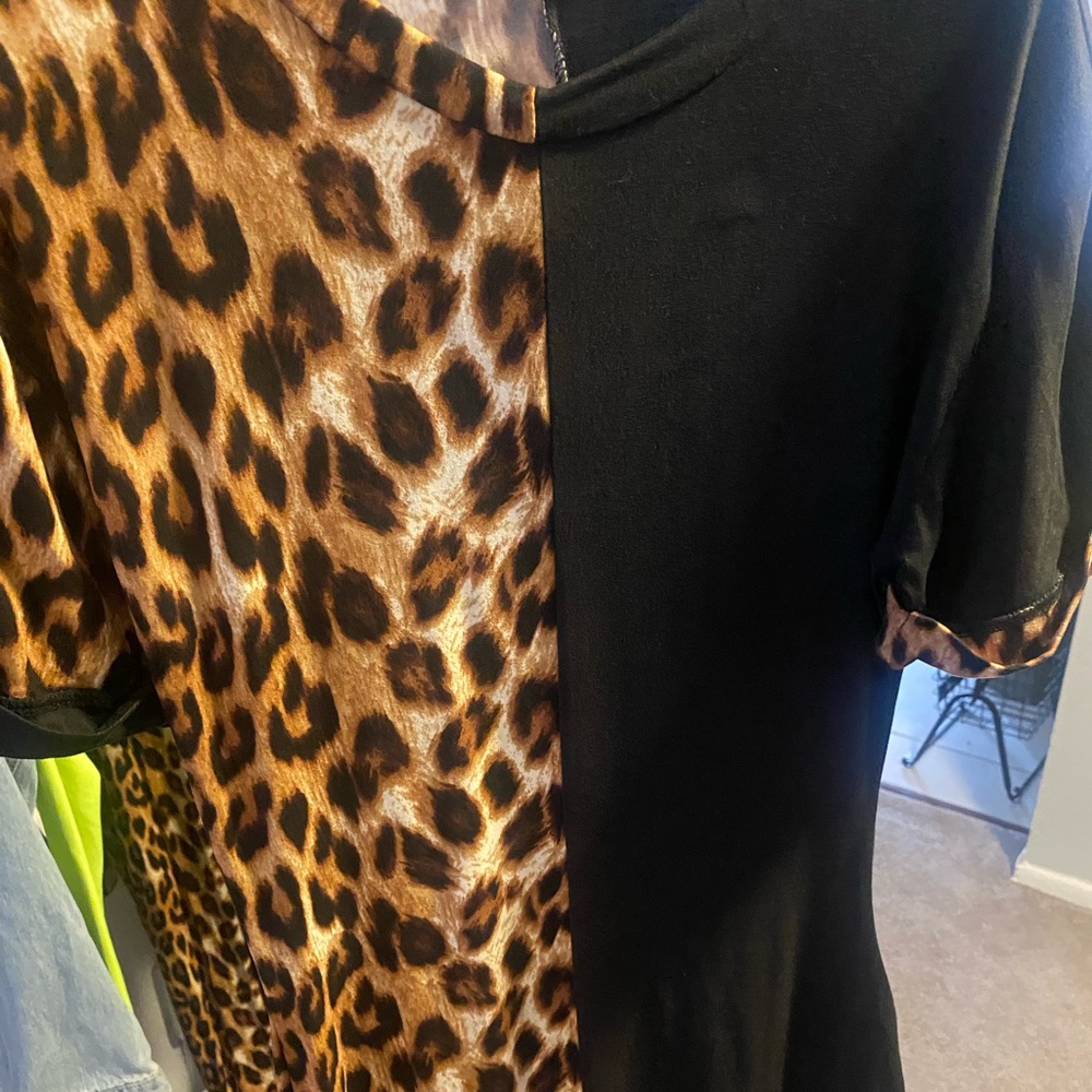 Women’s animal print dress(brand new)
